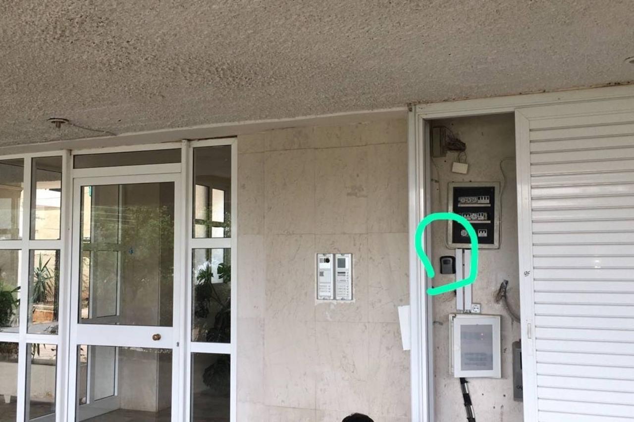 51M² Flat In Vouliagmeni Apartment Athens Ngoại thất bức ảnh